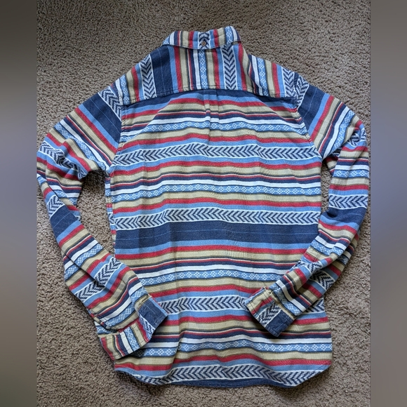 Levi's Pattern Button-Down Shirt 🌻 - Picture 2 of 6